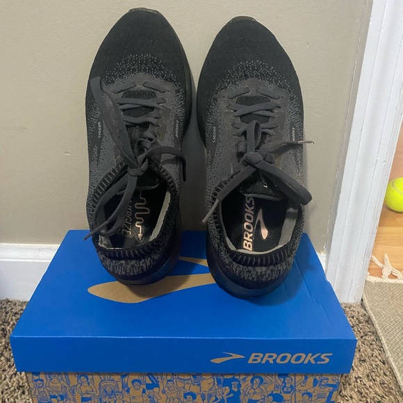 Brooks Levitate 2 Running Shoes - Picture 4 of 6